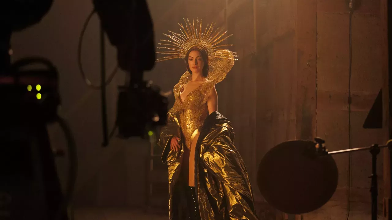 Mother Mary : une Anne Hathaway troublante dans la bande-annonce 