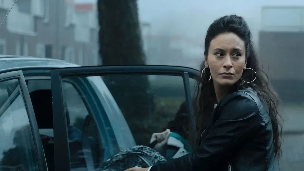 La Traque de Meral : un thriller inspiré d’un scandale néerlandais