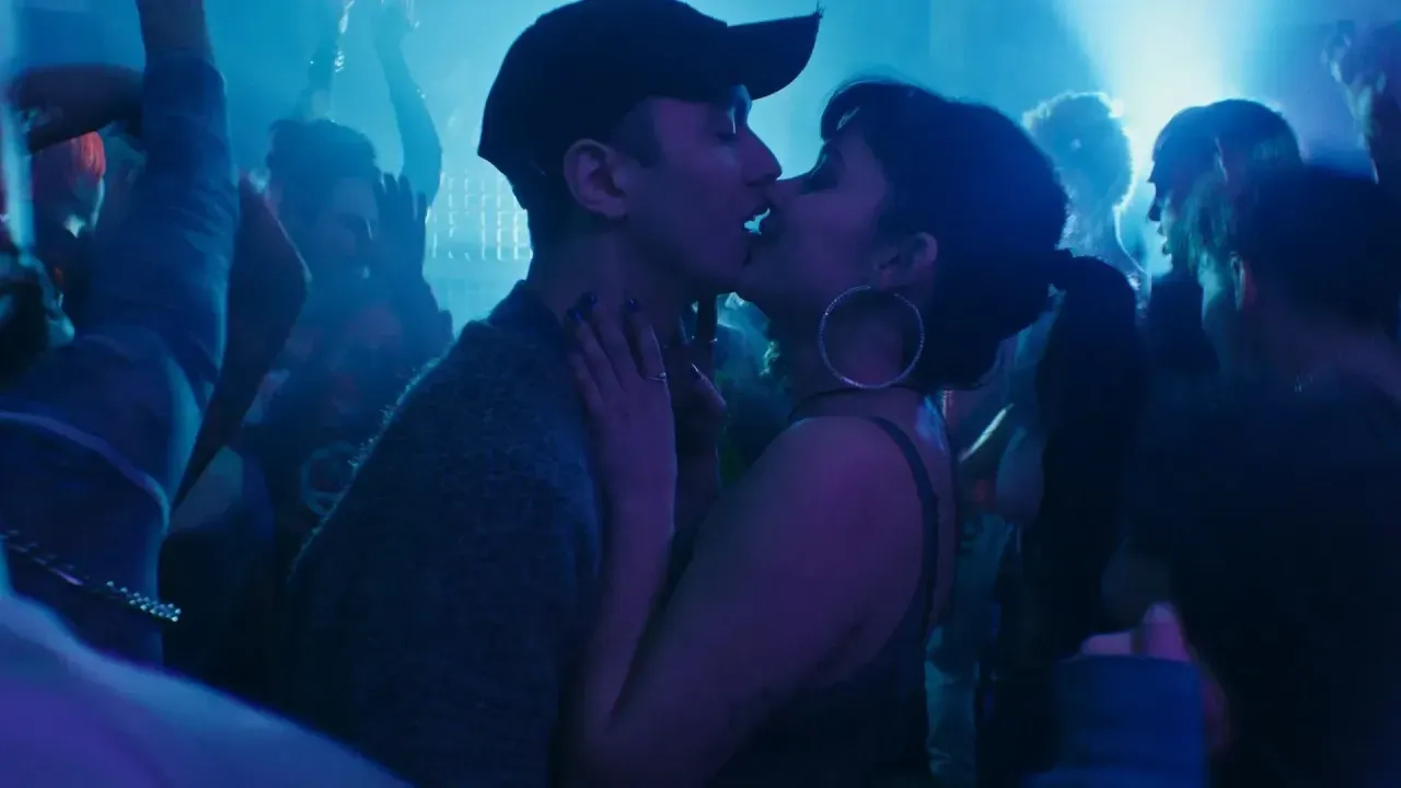 Nino dans la nuit : un drame sur la jeunesse et l’idéal