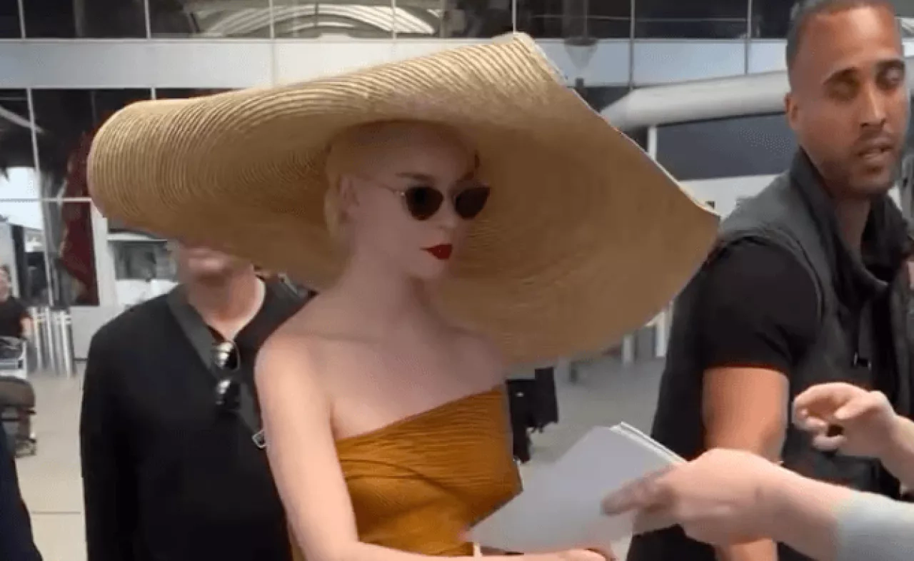 Image de l'article Festival de Cannes 2024 : Anya Taylor Joy, son arrivée fracassante à Cannes