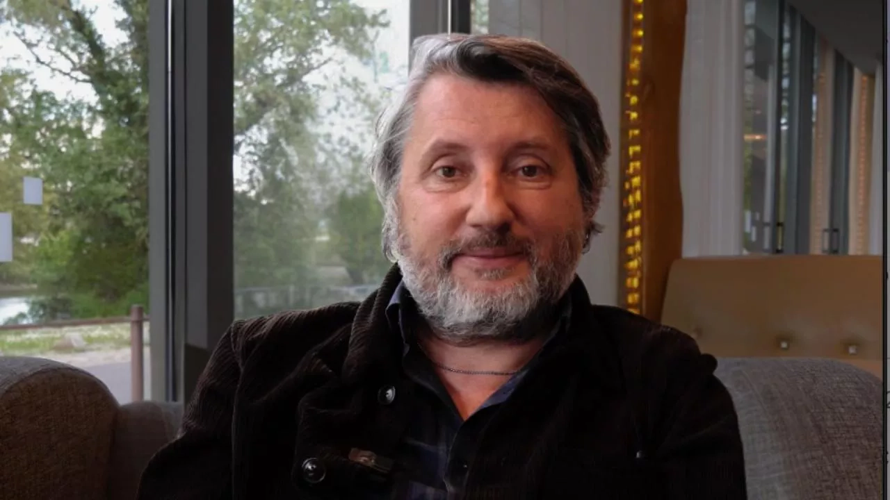 Image de l'article Entretien : "La Petite Vadrouille" 
 avec Bruno Podalydès