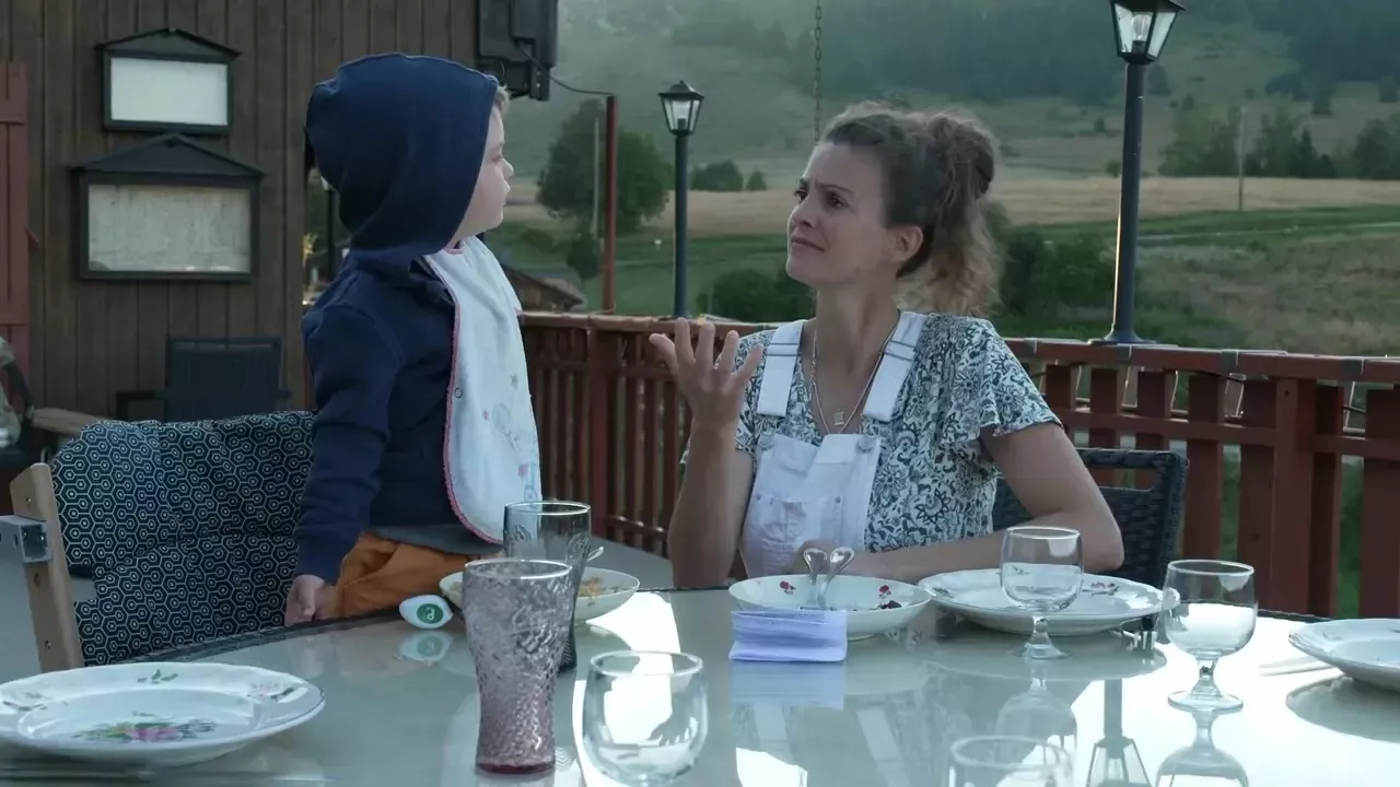 Ariel Centre-Ville : Ciné-rencontre "Elle entend pas la moto"