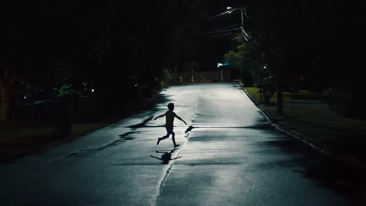 “Weapons”, le réalisateur de Barbare revient avec une bande-annonce terrifiante